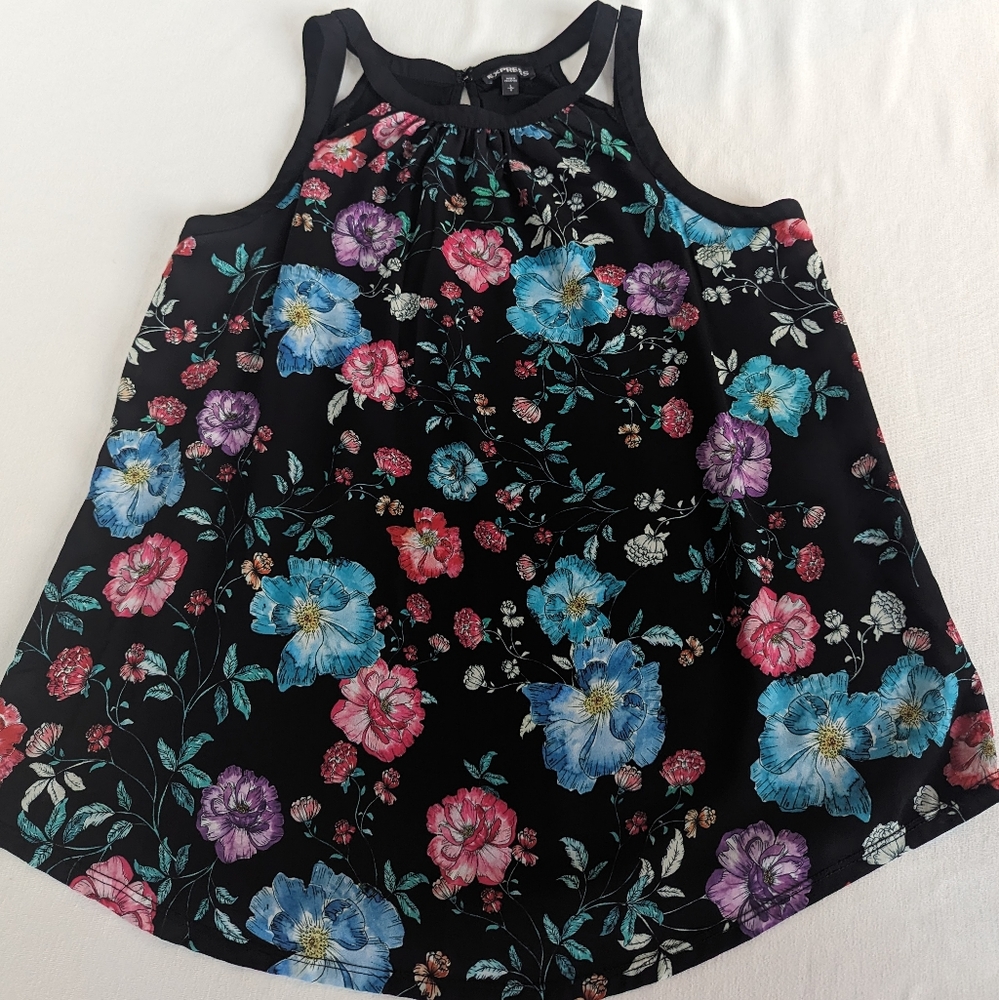 Express Top Sleeveless Size L